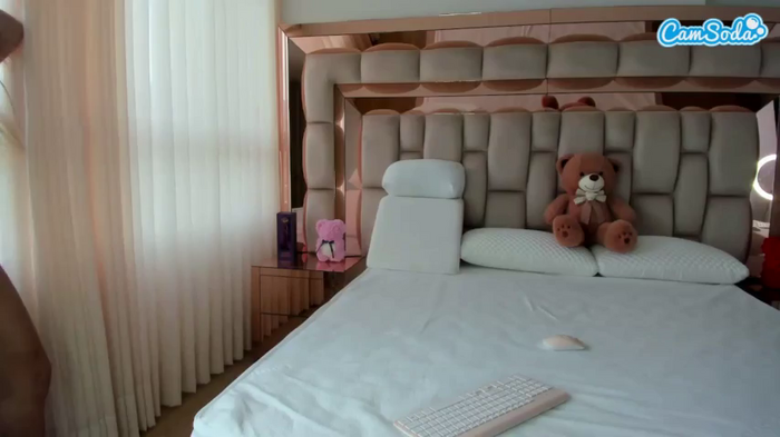 candy-sam28