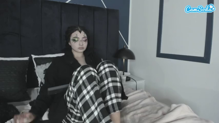 adeelinee