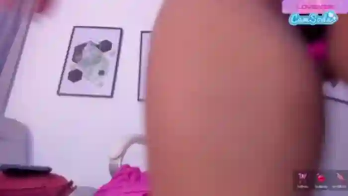 2024/08/23/camsoda-hannacupper-12-04-14