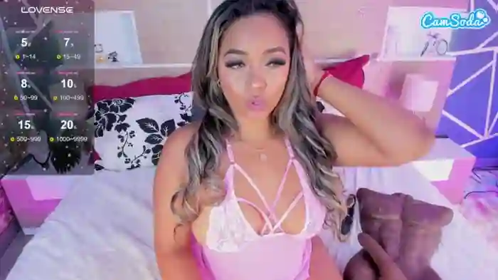2024/08/28/camsoda-heidifoxxx-13-39-54