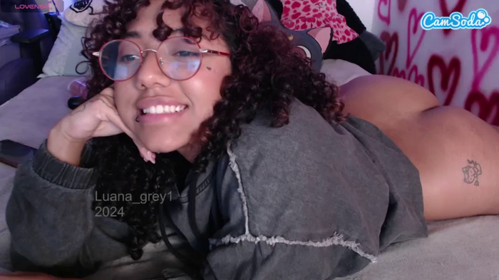 luana-grey