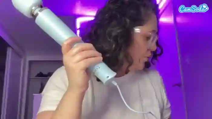 2024/09/29/camsoda-adrianeblake-23-04-45