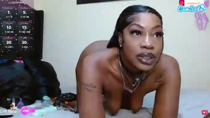 2024/10/04/camsoda-alanabest79-01-22-03