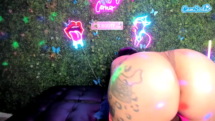 bigbootysarenalove