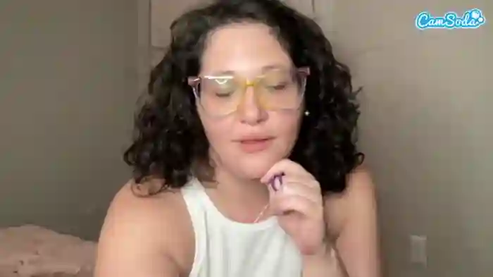 2024/10/26/camsoda-adrianeblake-05-37-18