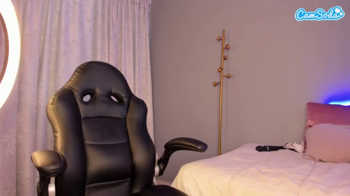 mollyybloom