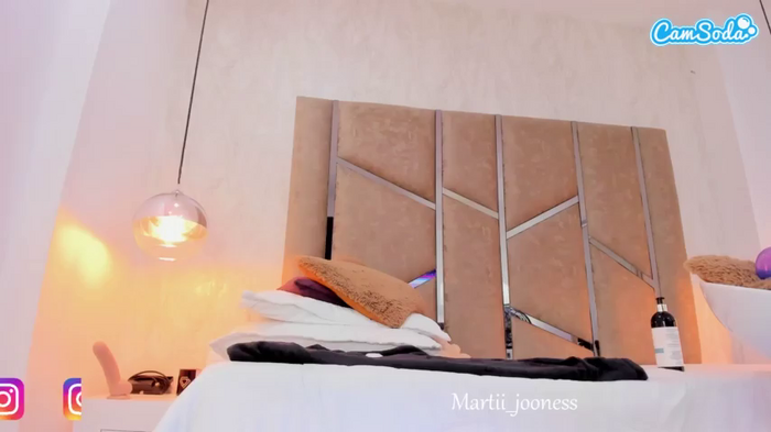 martiinaa-jones