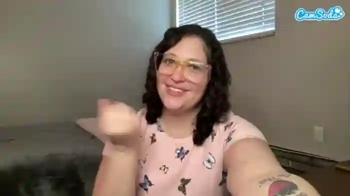 2024/11/02/camsoda-adrianeblake-19-14-14