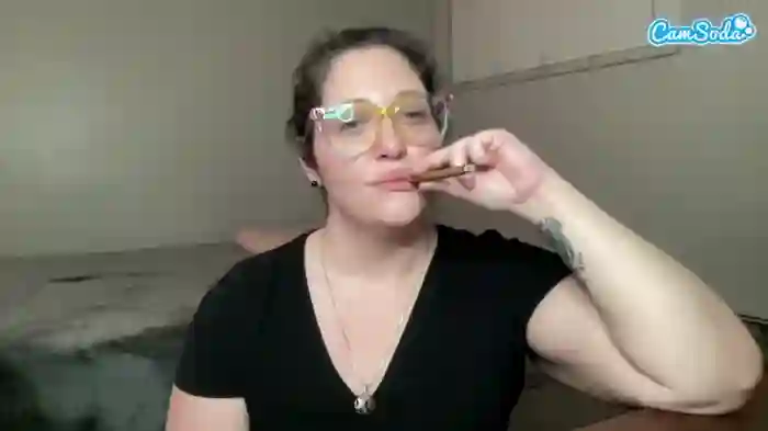 2024/11/06/camsoda-adrianeblake-07-11-21