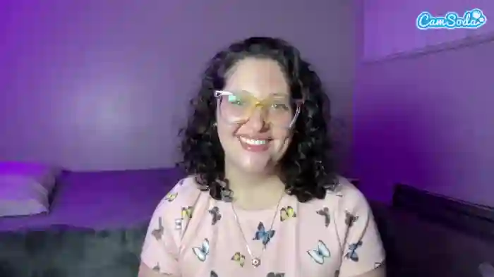 2024/11/16/camsoda-adrianeblake-08-14-33