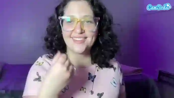 2024/11/16/camsoda-adrianeblake-09-37-07