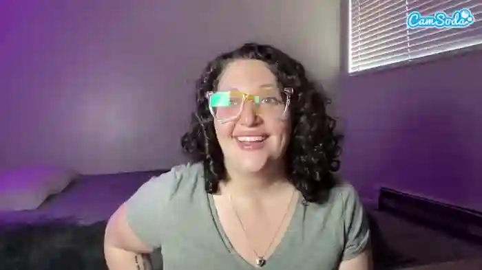 2024/11/17/camsoda-adrianeblake-18-22-30