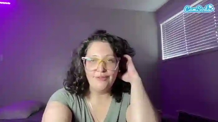 2024/11/17/camsoda-adrianeblake-20-35-07