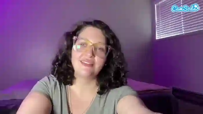 2024/11/17/camsoda-adrianeblake-22-51-19