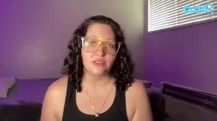 2024/11/18/camsoda-adrianeblake-21-54-58