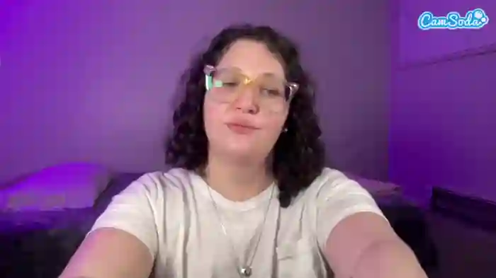 2024/11/22/camsoda-adrianeblake-10-52-58