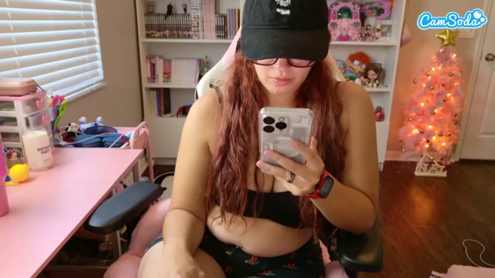 hotpinkcheeto