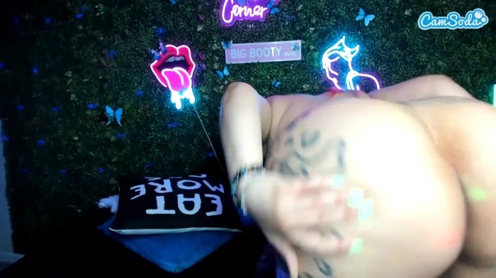 bigbootysarenalove