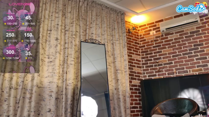 emilyybloom