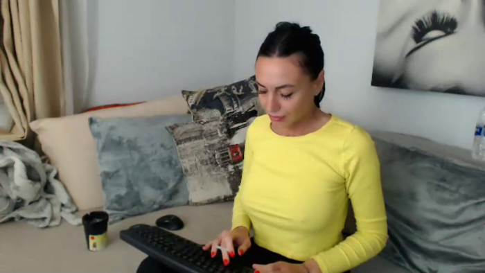 JolieCarla