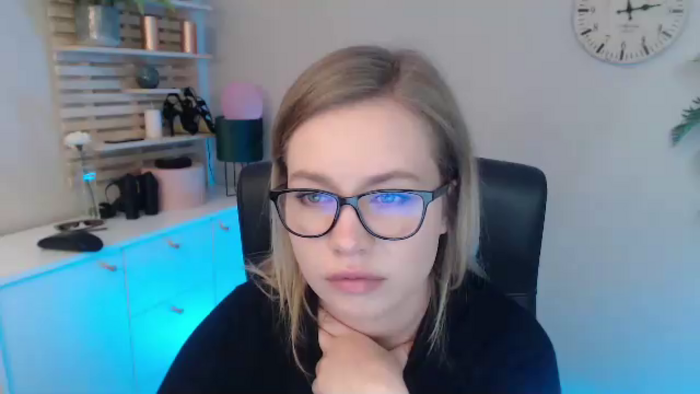 bambiHOLLY
