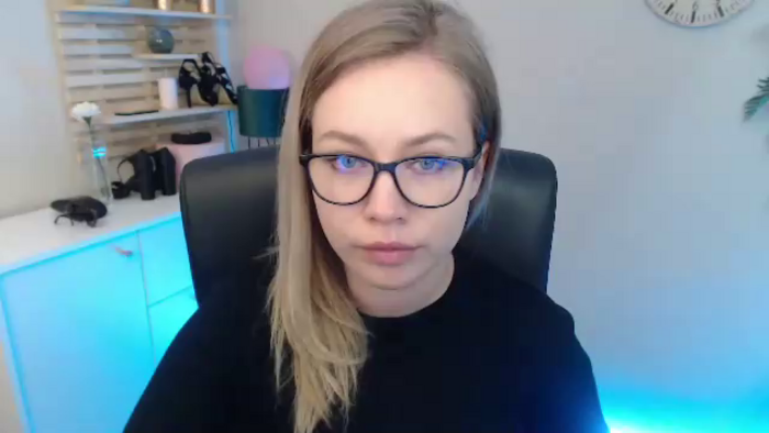 bambiHOLLY