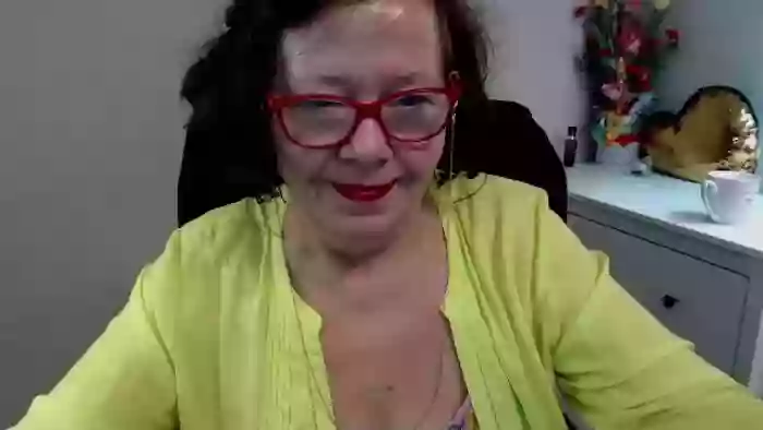 2024/04/30/cams-adeleemodel-08-18-32