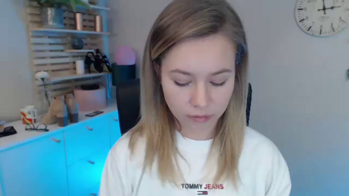 bambiHOLLY