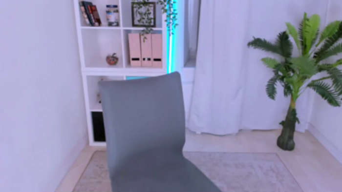 LalyPeach