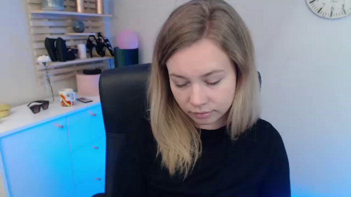 bambiHOLLY