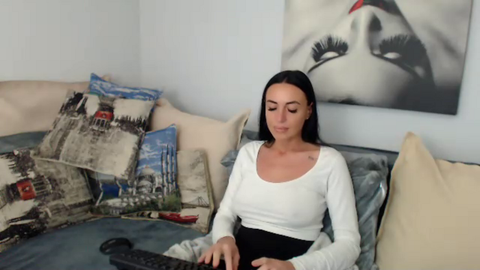 JolieCarla