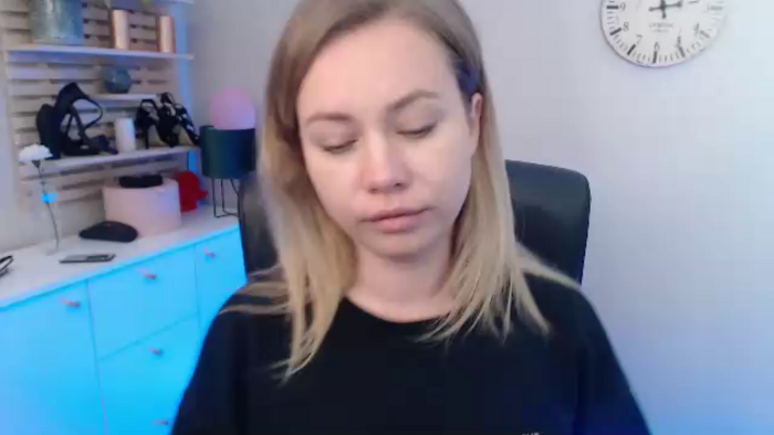 bambiHOLLY