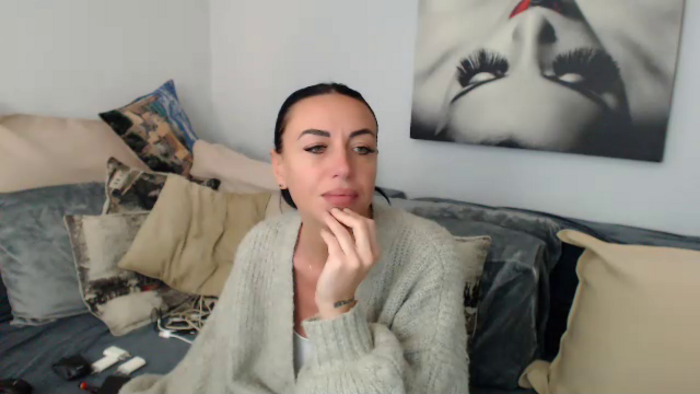 JolieCarla