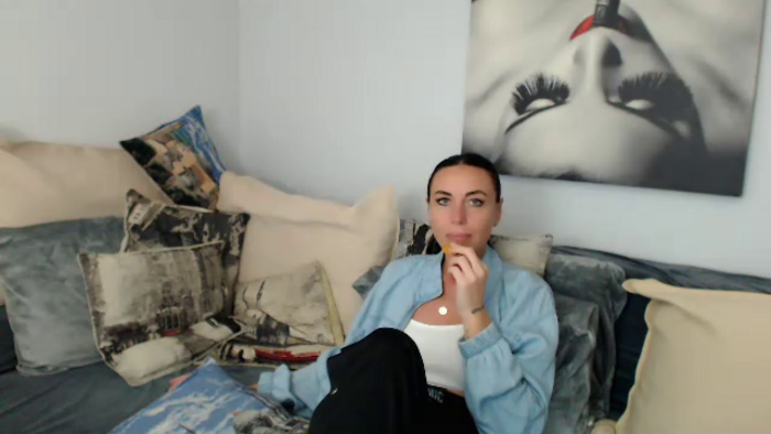 JolieCarla