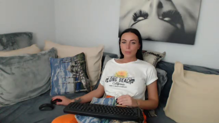 JolieCarla