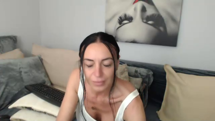 JolieCarla