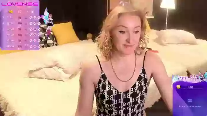 2024/05/31/cams-madissonkiss-01-14-06