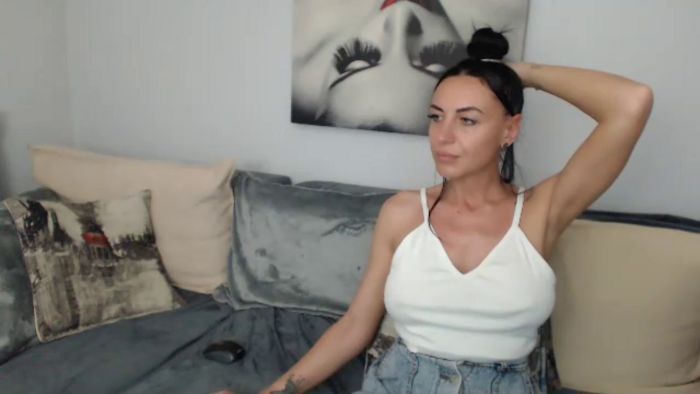 JolieCarla