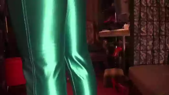 2024/08/08/cams-mistressvivian-20-31-56