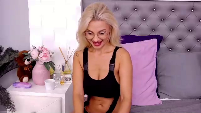 DesirableAdeline
