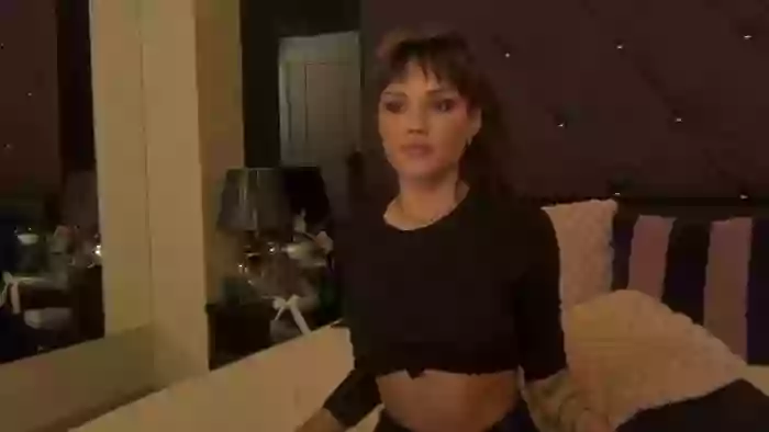 2024/08/21/cams-emma_shy-23-05-09