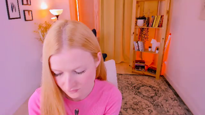 LalyPeach