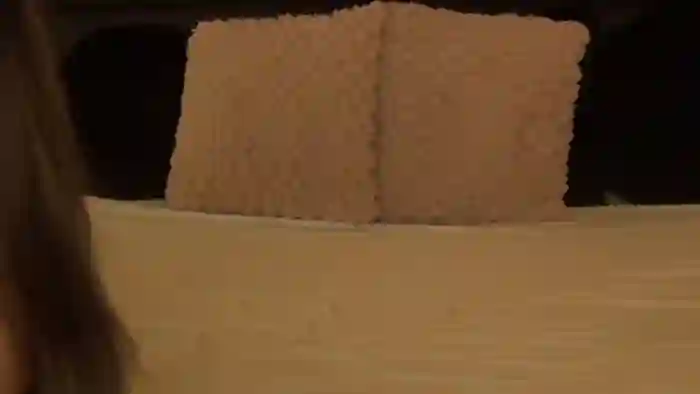 2024/12/05/cams-emma_shy-21-18-42