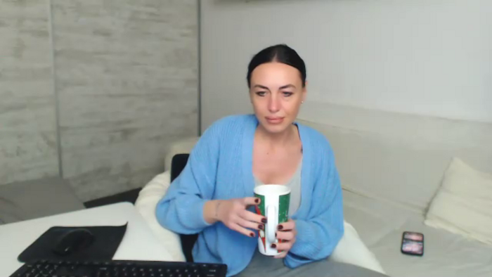JolieCarla