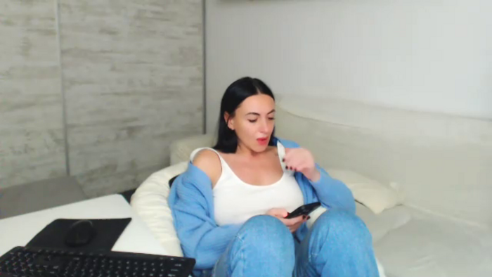 JolieCarla