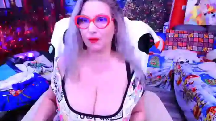 2025/01/01/cams-lisahotbabe-22-37-51