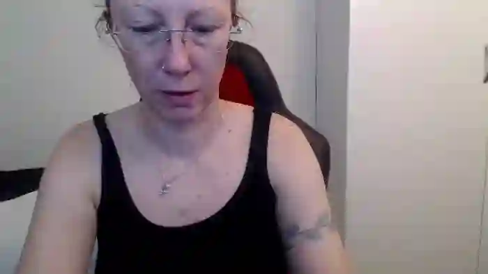 2025/01/04/cams-morganadelray-05-28-43