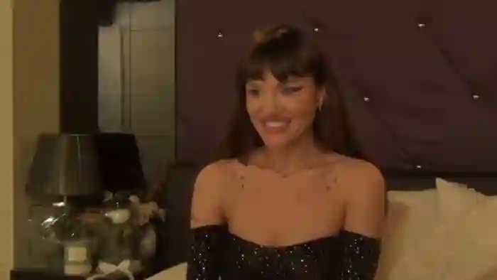 2025/01/07/cams-emma_shy-01-37-19