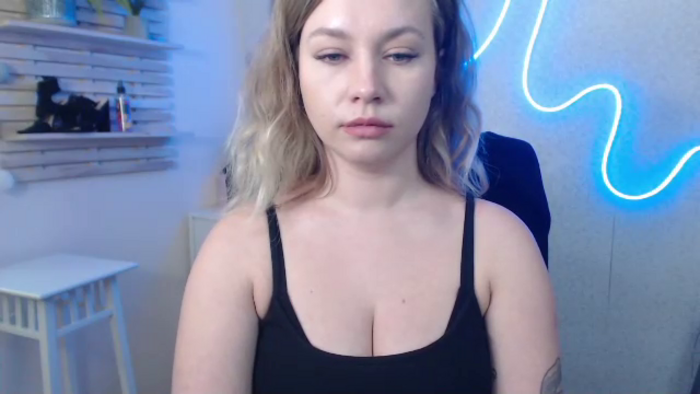 bambiHOLLY