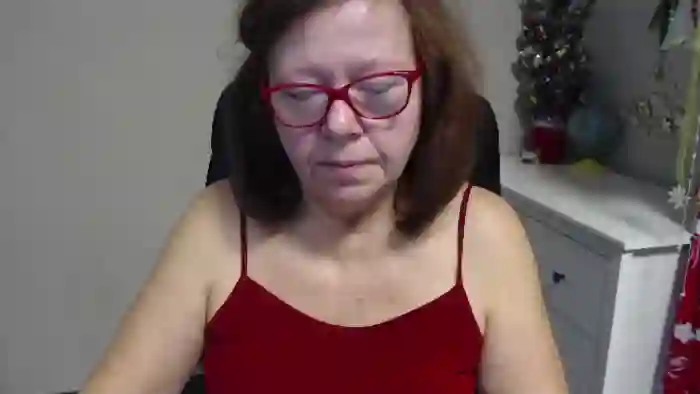 2025/01/15/cams-adeleemodel-05-26-15